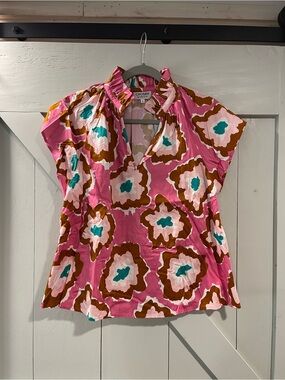 Crosby by Mollie Topshop Pink Floral Print V-Neck Women’s Top